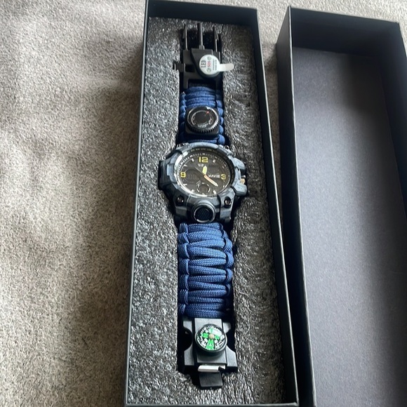 - 23-in-1 Survival Military Digital Watch, Mens Tactical Multi-Functional … NEW - Picture 11 of 12